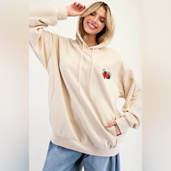 NWT Easel S Sunshine in My Soul Hoodie in Beige Sweatshirt Strawberry 🍓 Pullover - Picture 2 of 9